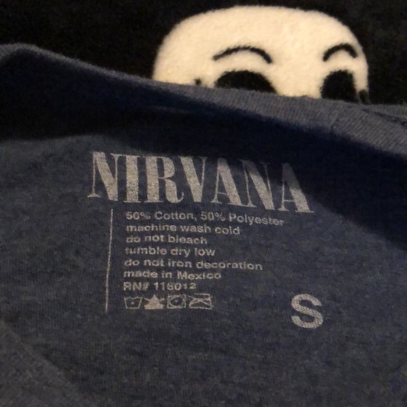 Nirvana Band Teeshirt - Picture 4 of 5